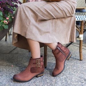 Sorel Lolla Booties